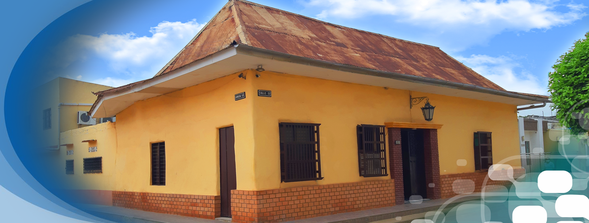 First slide active